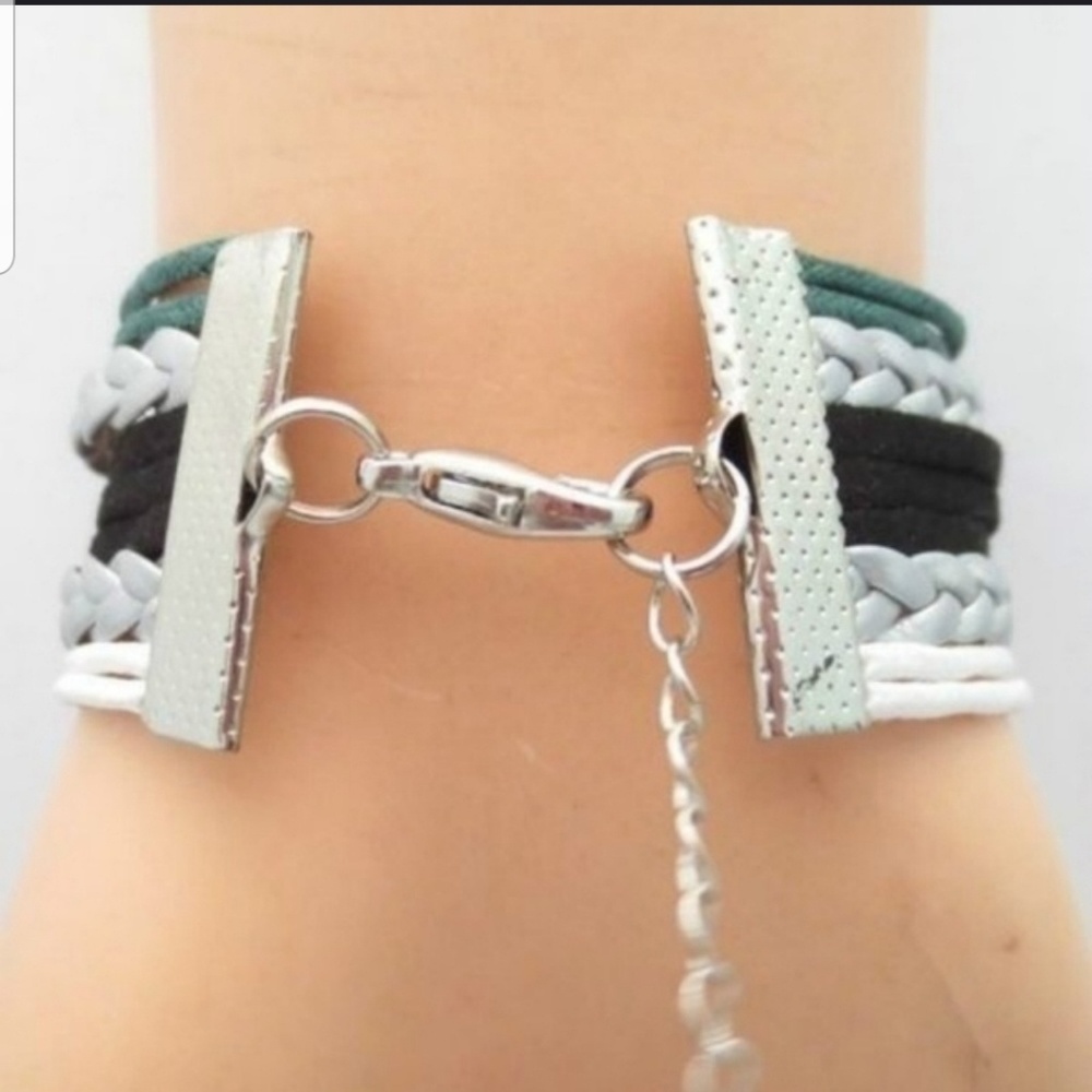 Philadelphia Eagles Football Charm Bracelet - Picture 2 of 2